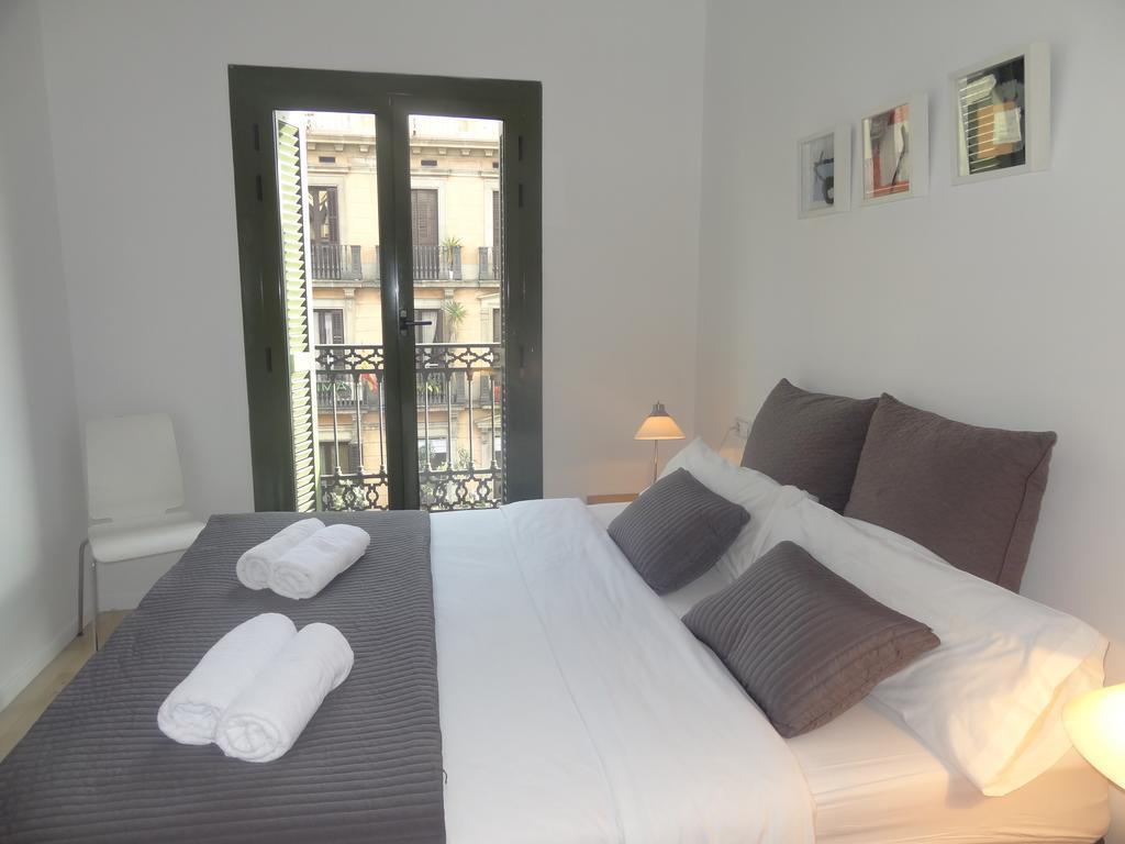 Plaza Catalunya City Center Apartments Βαρκελώνη Δωμάτιο φωτογραφία